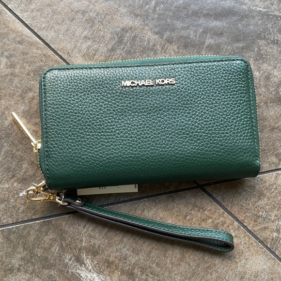 Michael Kors Jet Set Travel Lg Flat Multifunctional Phone Case-Wristlet-Wallet - Picture 16 of 16